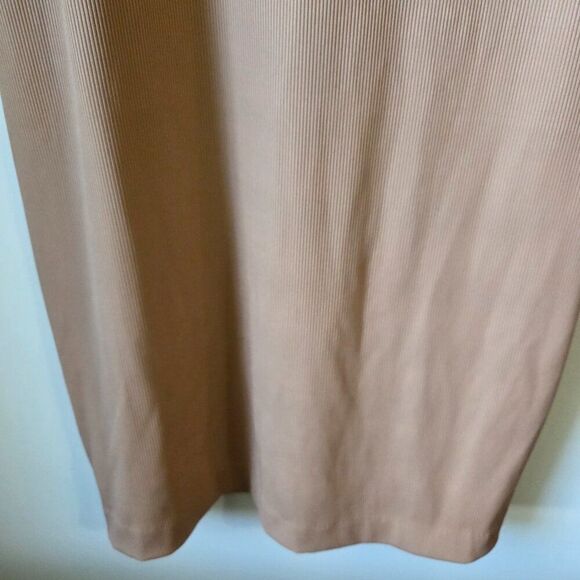 NEW WITH TAGS EXPRESS NUDE RIBBED SCCOP NECK BODYCON MIDI DRESS SZ L - Picture 4 of 14